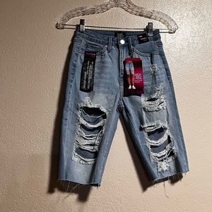 Simple Society Jean bermuda fly buttons Shorts Super High Rise Roll New